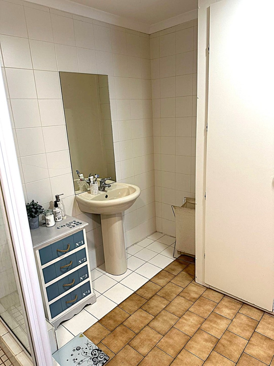 4 Bedroom Property for Sale in Winslow Western Cape